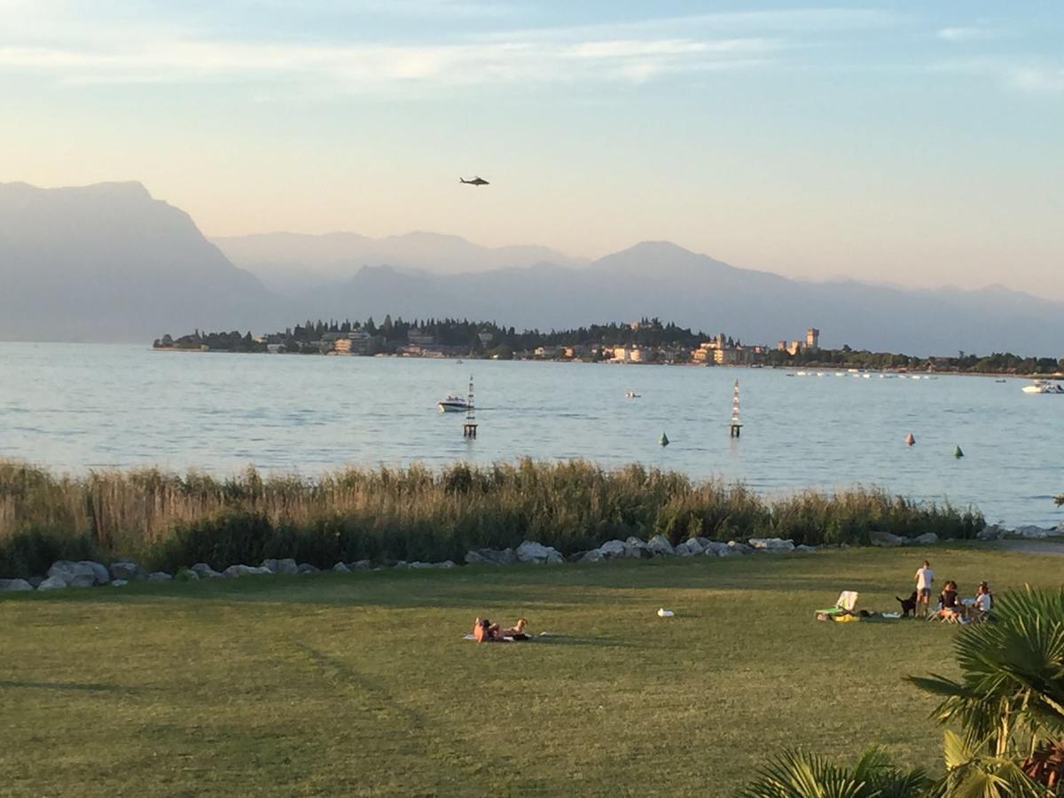 Appartamenti Residence Tulipano Sirmione Eksteriør bilde