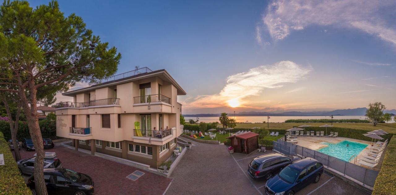 Appartamenti Residence Tulipano Sirmione Eksteriør bilde