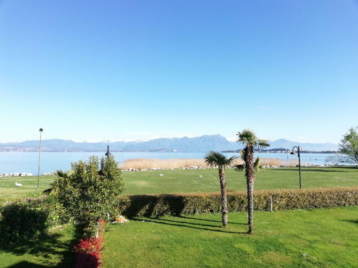 Appartamenti Residence Tulipano Sirmione Eksteriør bilde